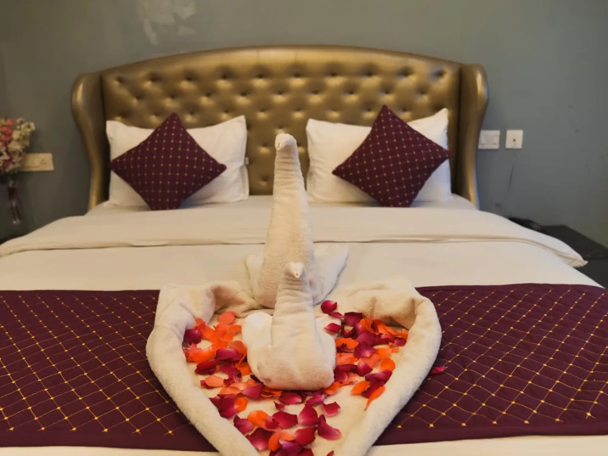 Royal Suite at Hotel Kangra Rodeway Inn